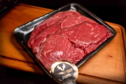 Bife de Patinho Angus Bom Gourmet Kg Bife de Patinho Angus Bom Gourmet Kg