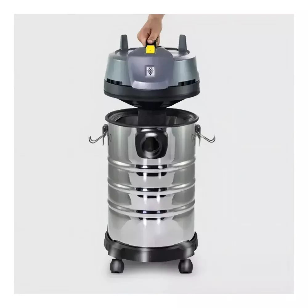 Aspirador de Pó e Água Profissional Nt 3100 30L- Karcher