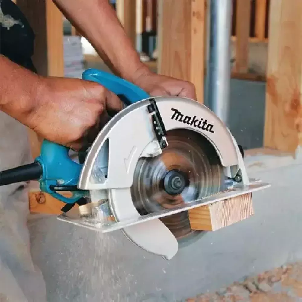 Serra Circular 185 MM (7.1/4 ' ) 1650 / 1.800 Watts - 5007N - Makita