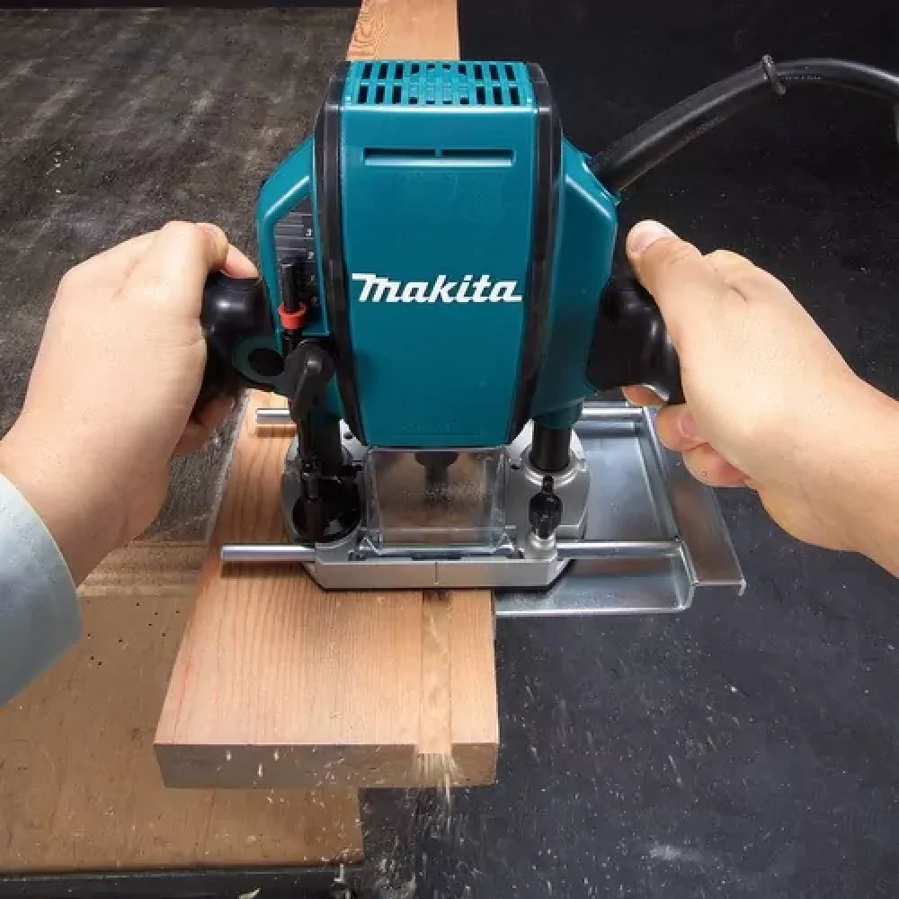 Tupia Profissional 6 e 8Mm 900W - Makita-Rp0900