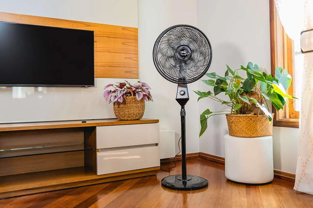 Ventilador 50Cm 8 Pás Wap Flow Turbo Coluna 220V