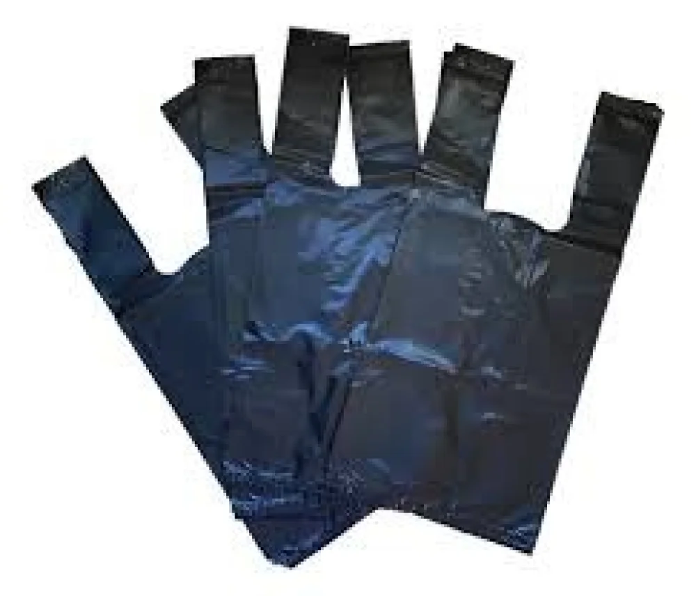 Sacolas Plasticas Alca Camiseta 32X40Cm ( Cento ) Preto