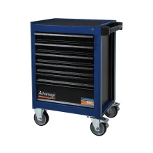 A linha de carros organizadores para ferramentas conta com modelos fechados, abertos e porta-cones.