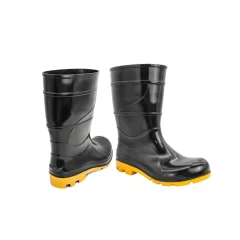 Bota de PVC com Cano Médio Preta com Forro N° 37 - Cartom