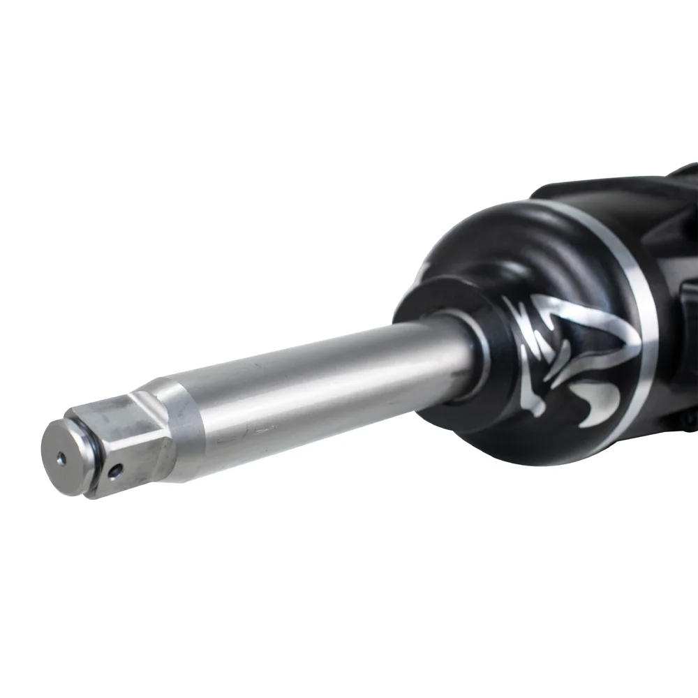 Chave de Impacto Pneumática 1″ 4200N·m com Soquetes 32 e 33mm – Rotta-600733