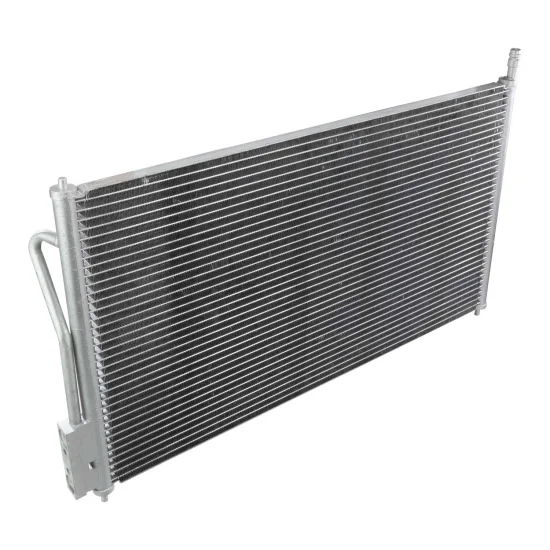 Condensador de AC p/ Ford Focus G1 2000 a 2008 (TAYASHIMA)