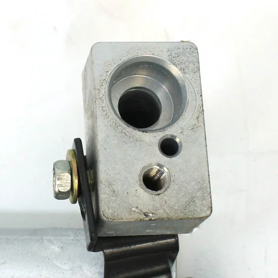 Condensador De AC p/ Caminhao Titan 18-310 Tractor...(TYSM)