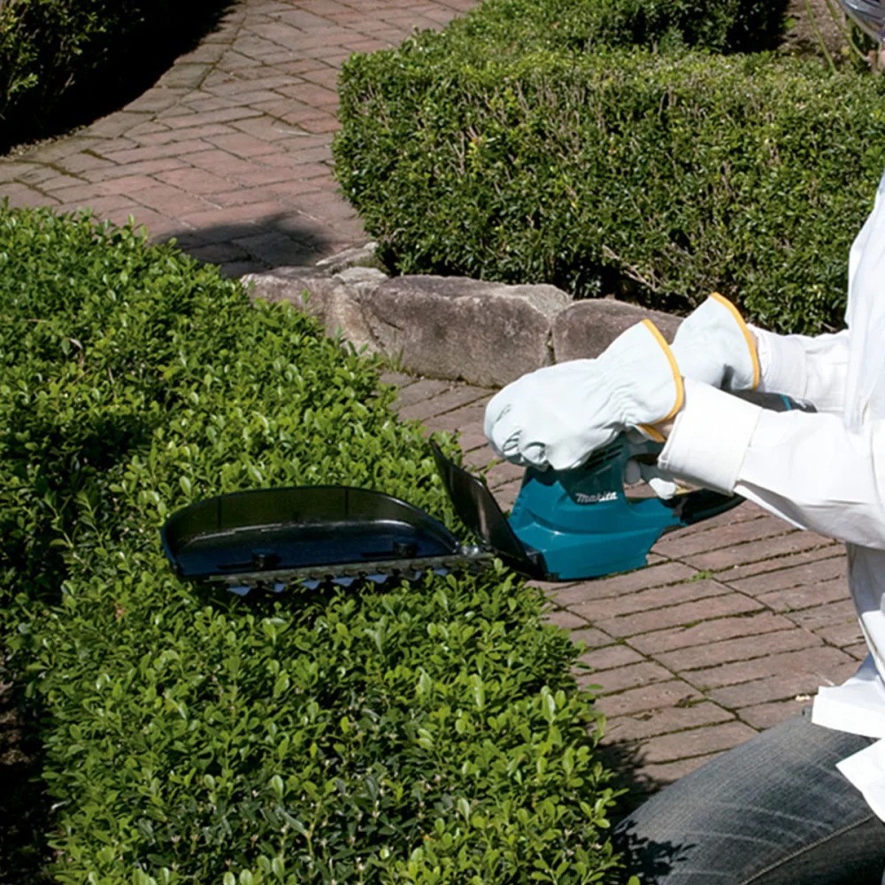 Aparador de Cercas à Bateria Não acompanha 12V UH200DZ Makita