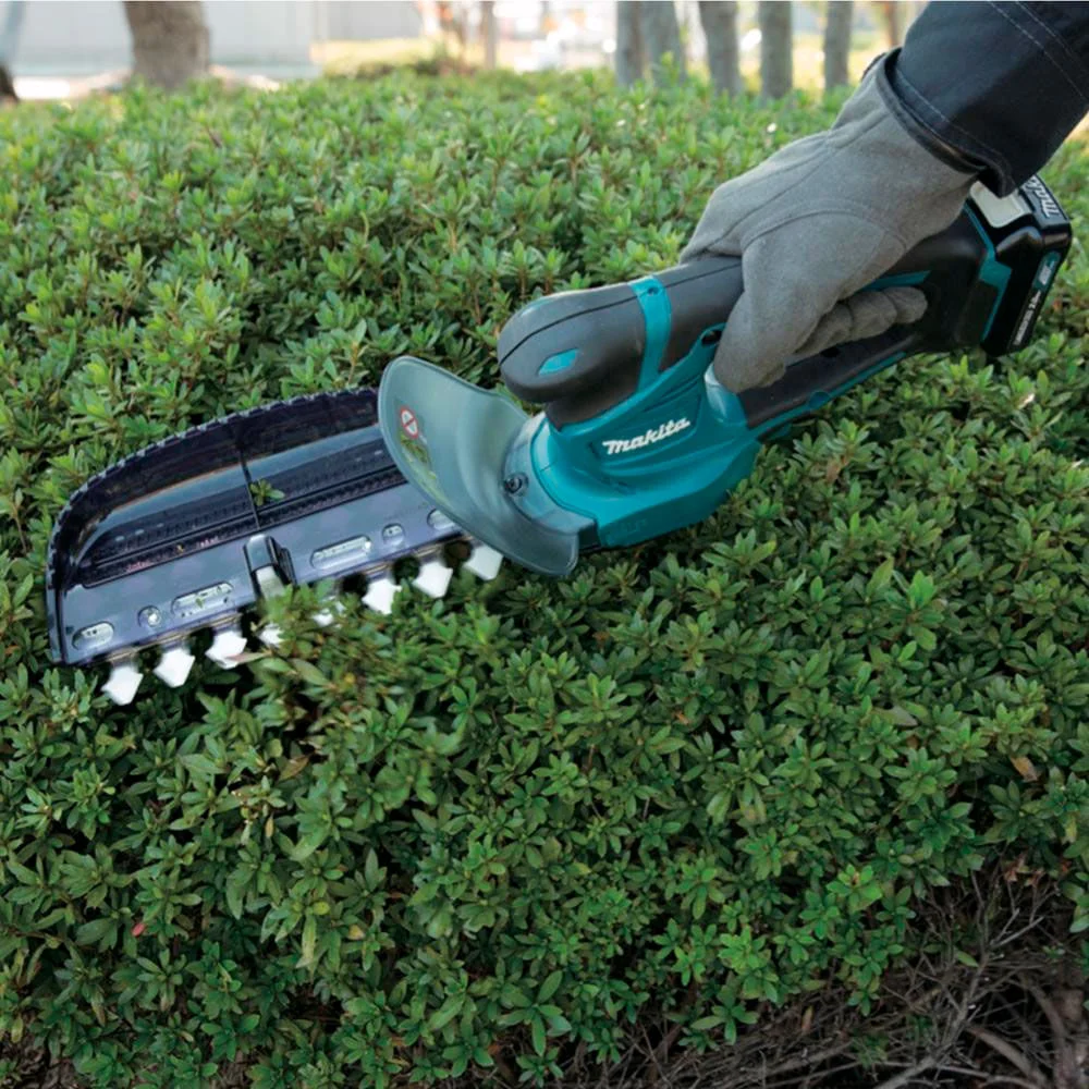 Aparador de Cercas à Bateria Não Acompanha 12V UH201DZ Makita