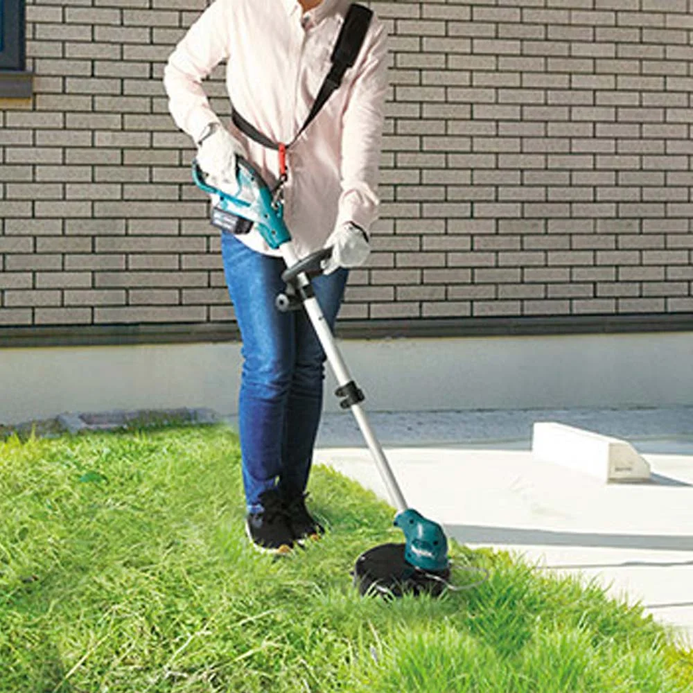 Aparador de Grama à Bateria Não acompanha 12V CXT UR100DZX Makita