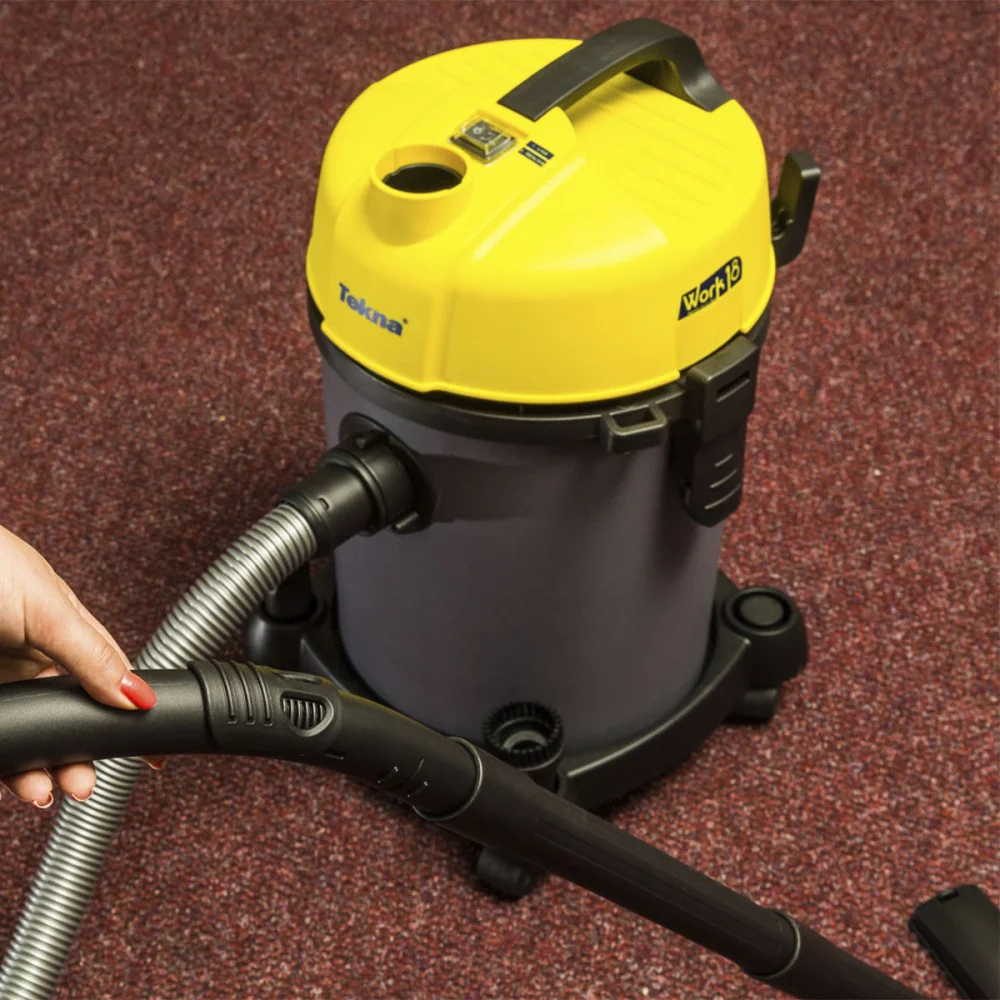 Aspirador de Pó e Água 18 Litros 1200 Watts Work18 APL1181Y Tekna