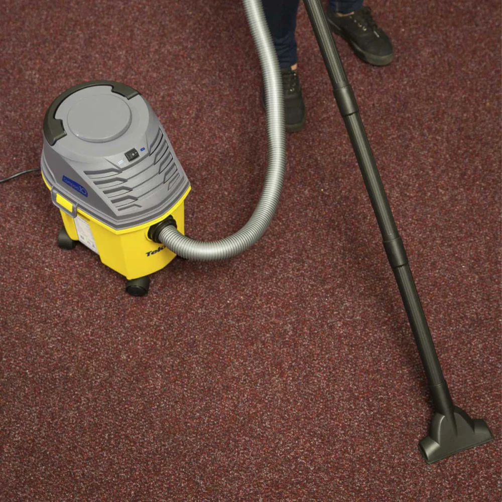 Aspirador de Pó e Água Compact 10 1000 Watts APL110 Tekna