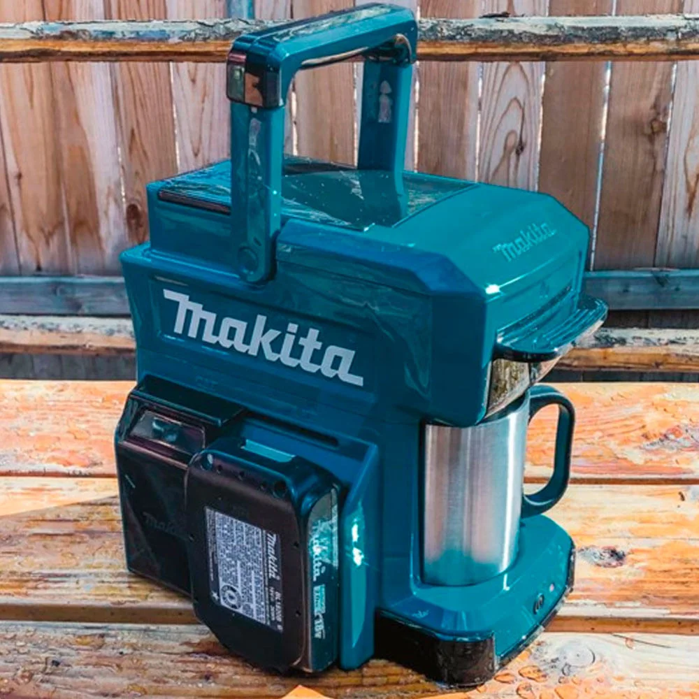 Cafeteira à Bateria Não acompanha DCM501Z Makita
