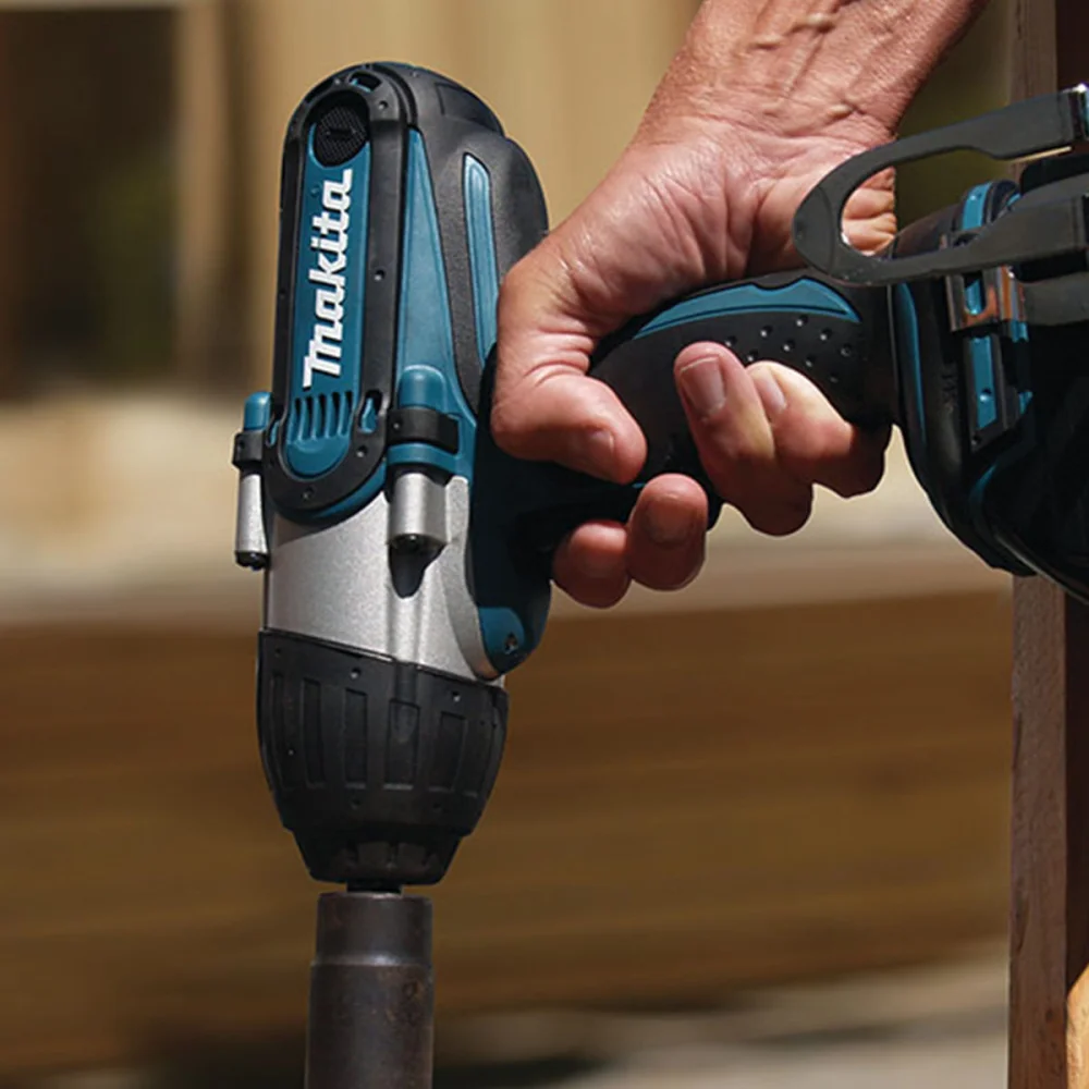 Chave de Impacto 12.7mm à Bateria Não acompanha 18V DTW450Z Makita