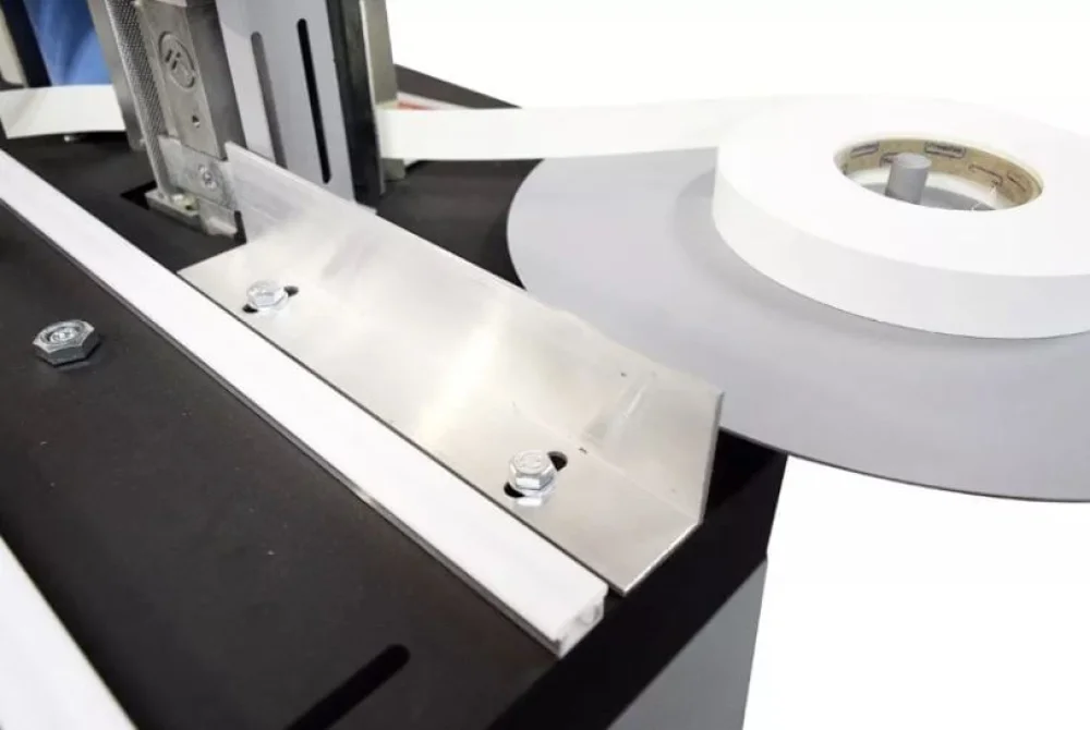 Coladeira de Borda Portátil Black Edition CBC.E (M) Black Maksiwa  220 Volts