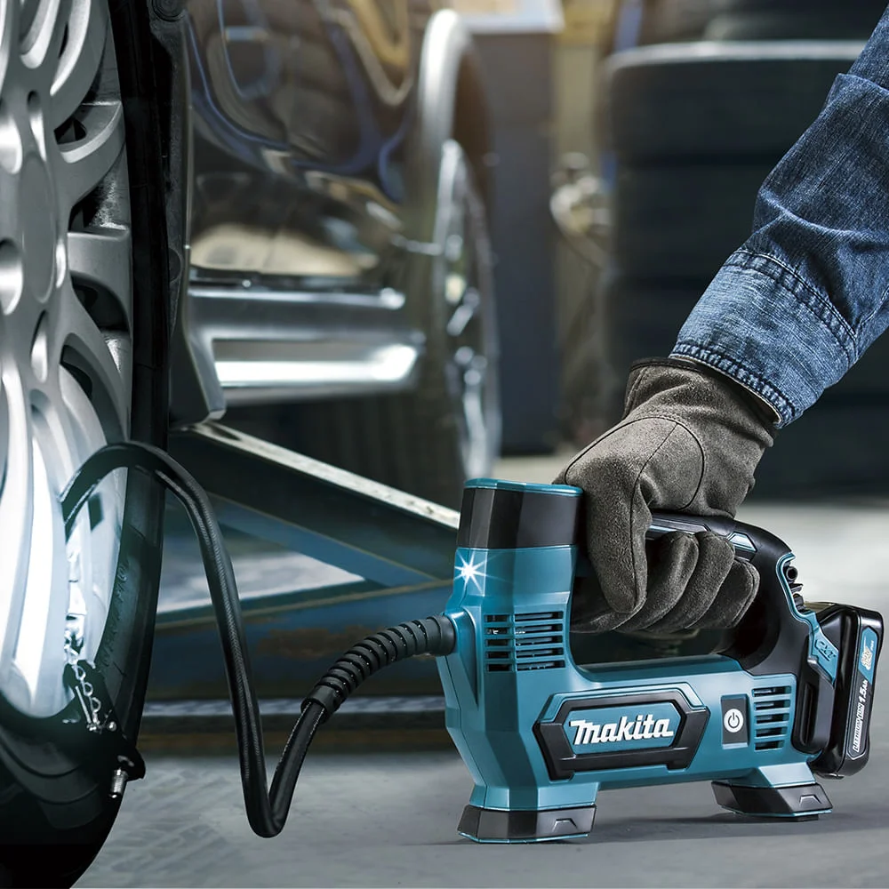 Combo Parafusadeira Furadeira 12V Compressor Ar e Brocas KITHP333 e MP100 Makita