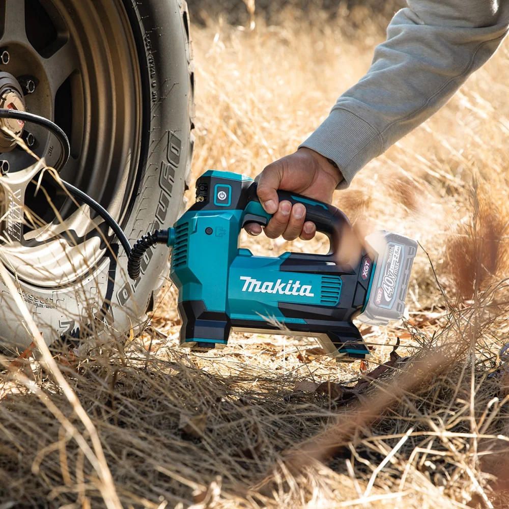 Compressor de Ar Portátil à Bateria Não acompanha 40V MP001GZ Makita