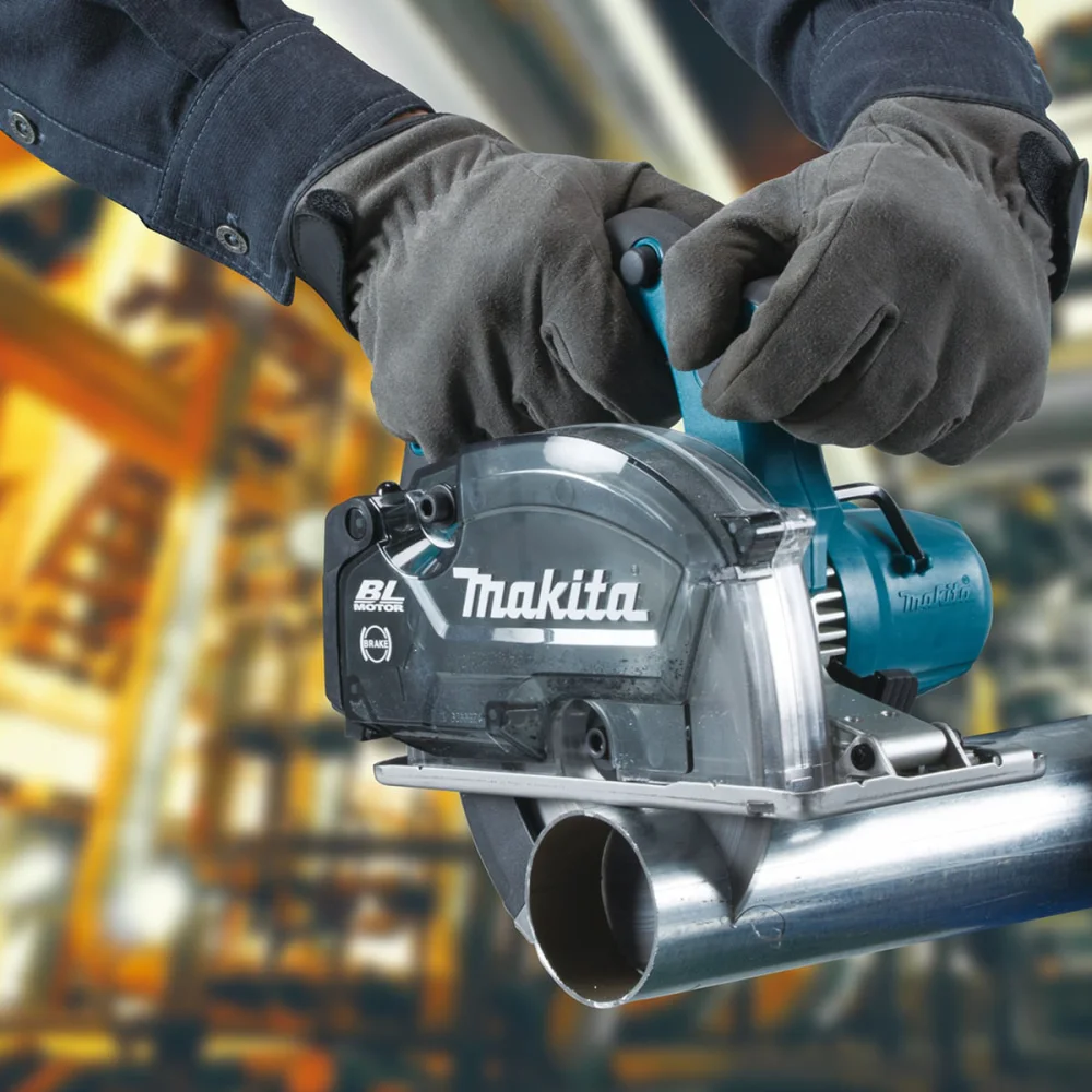 Cortadora de Metais 150mm à Bateria 18V DCS553RTJ Makita Outlet