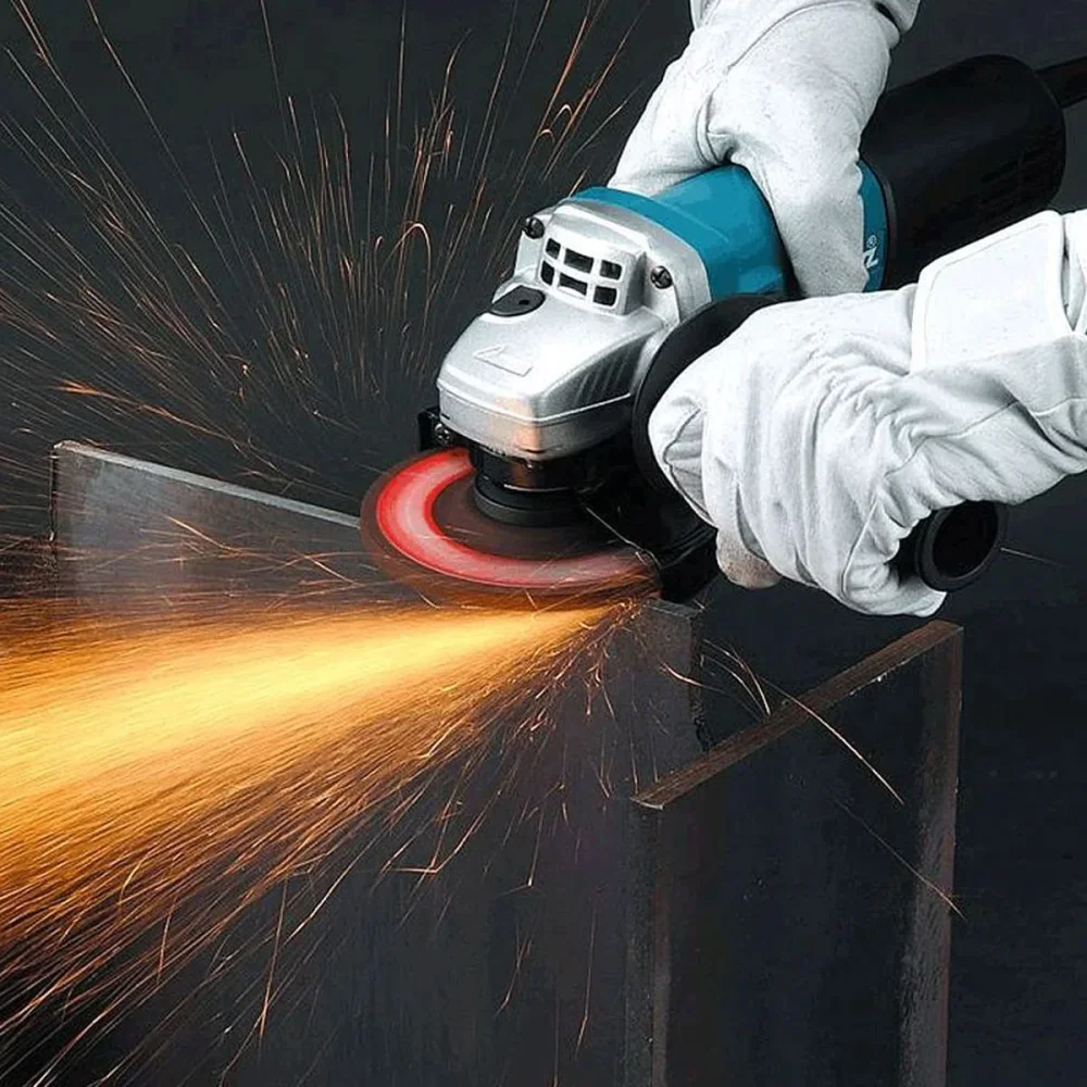 Esmerilhadeira Angular 115mm 840 Watts 9557HNG Makita Outlet 220 Volts