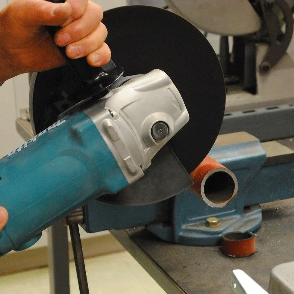 Esmerilhadeira Angular 230mm 2.000 Watts GA9050 Makita