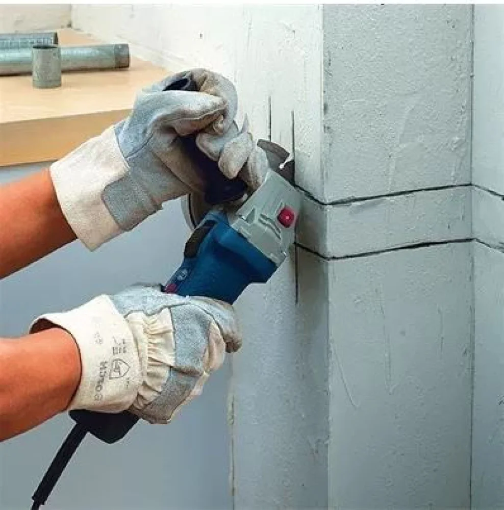 Esmerilhadeira Angular GWS 7-115 115mm 750W e Bolsa para Transporte Bosch