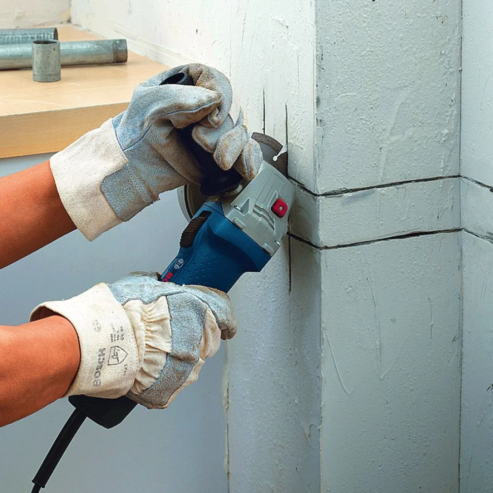 Esmerilhadeira Angular GWS 7-115 750 Watts e Bolsa para Transporte Bosch 110 Volts