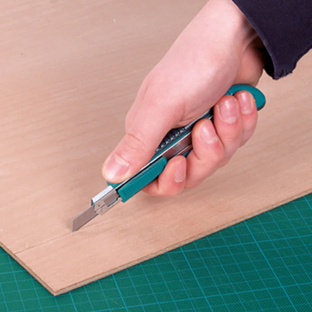 Estilete com Lâminas de 9mm 413900 Wolfcraft