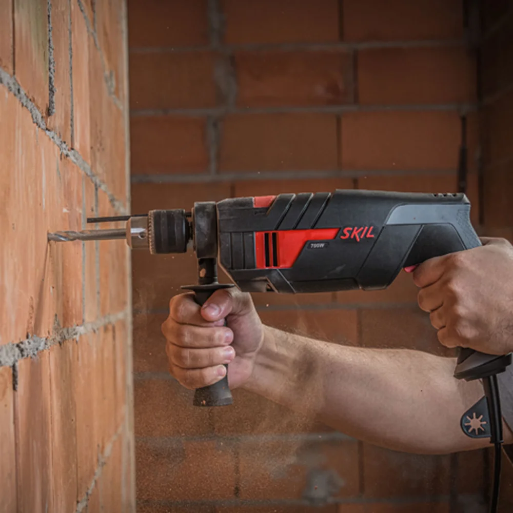 Furadeira de Impacto 13mm 700 Watts com Maleta 6060 Skil