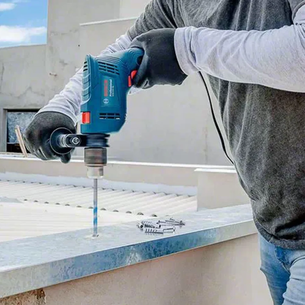 Furadeira de Impacto 13mm GSB 550 RE e 3 Brocas Bosch