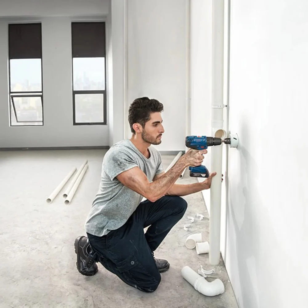 Furadeira e Parafusadeira de Impacto GSB 180-LI e 1 Bateria Kit Acessórios Bosch