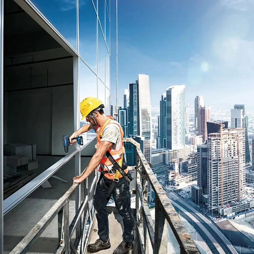 Furadeira e Parafusadeira de Impacto GSB 180-LI e 1 Bateria Kit Acessórios Bosch