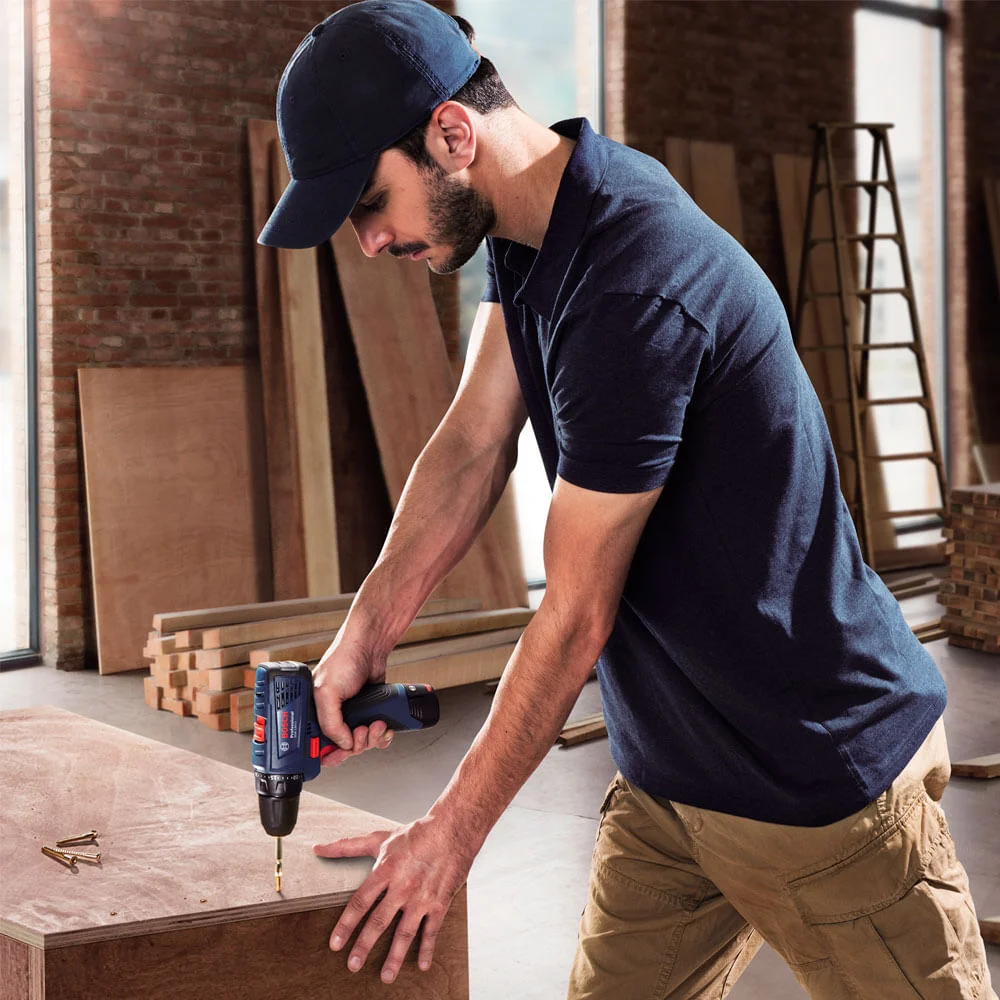 Furadeira Parafusadeira à Bateria GSR 120-LI 12V com 1 Bateria Bosch