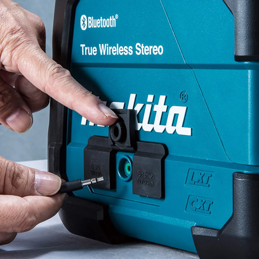 Kit Caixa de Som Portátil Bluetooth DMR203 Makita e Bateria 18V e Carregador