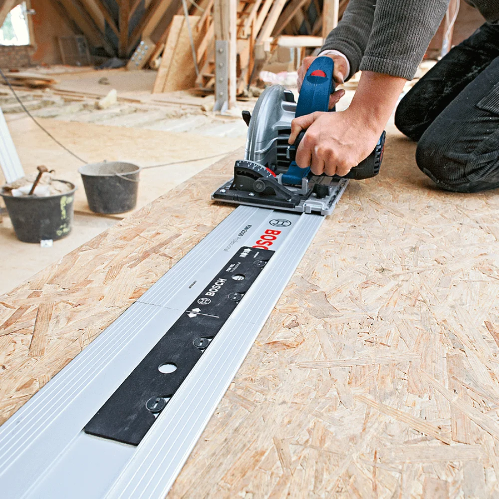 Kit Combo Serra Circular GKS 65 GCE Bosch e Trilho de 110cm FSN 1100 220 Volts