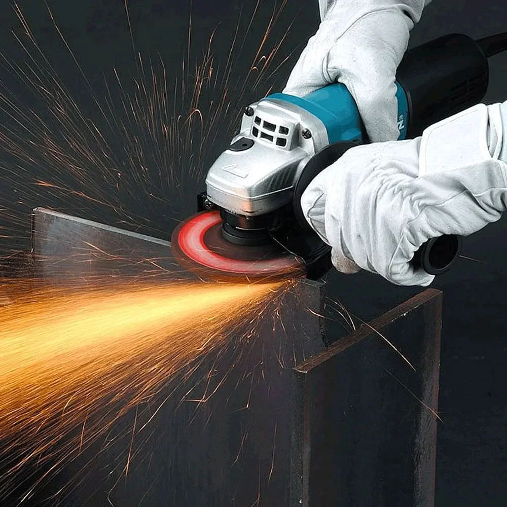 Kit Esmerilhadeira Angular 9557HNG Makita e Maleta para Ferramentas