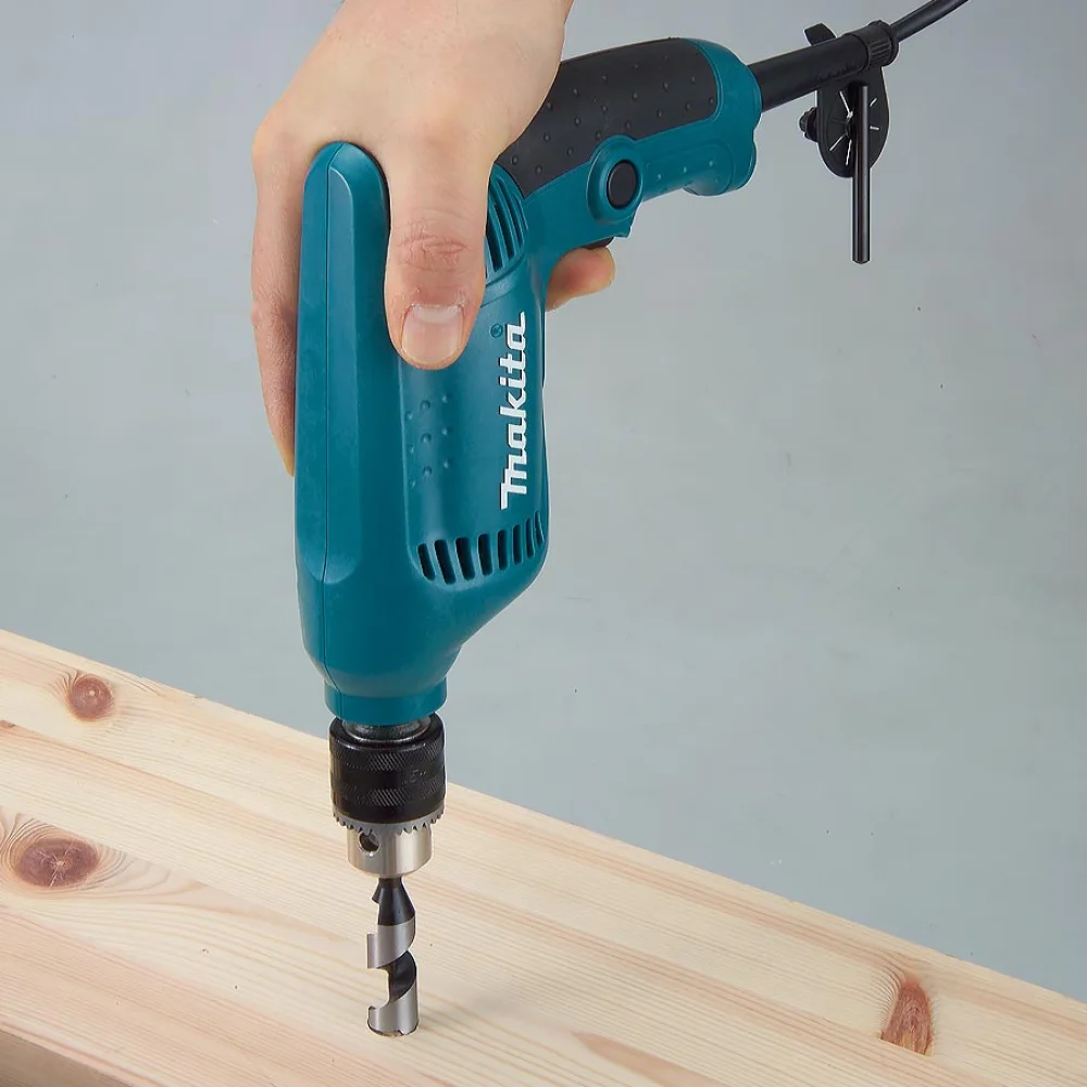 Kit Furadeira 10mm 450 Watts 6412 Makita e Caixa de Ferramentas 16 Pol