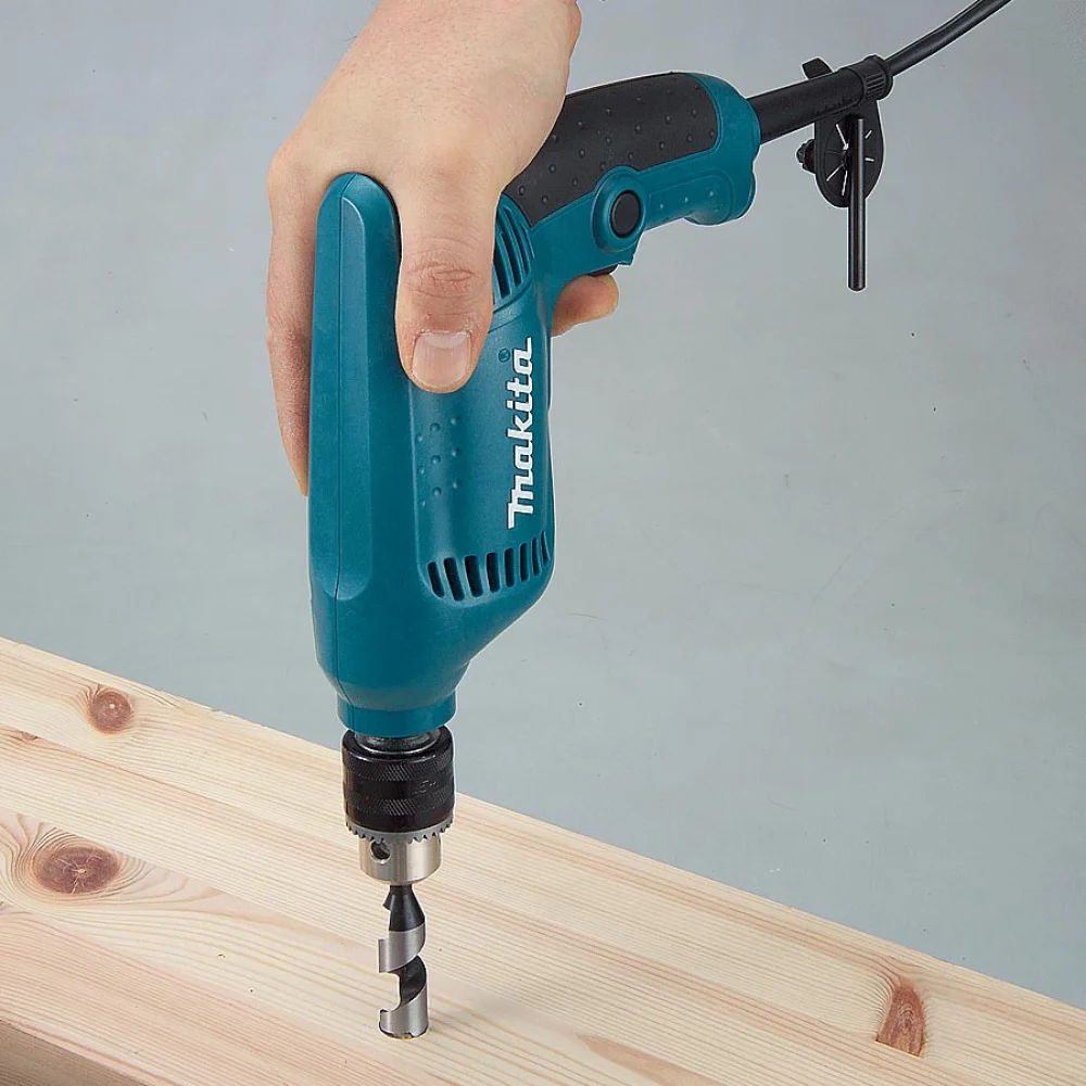 Kit Furadeira 10mm 450 Watts 6412 Makita e Caixa de Ferramentas 16 Pol