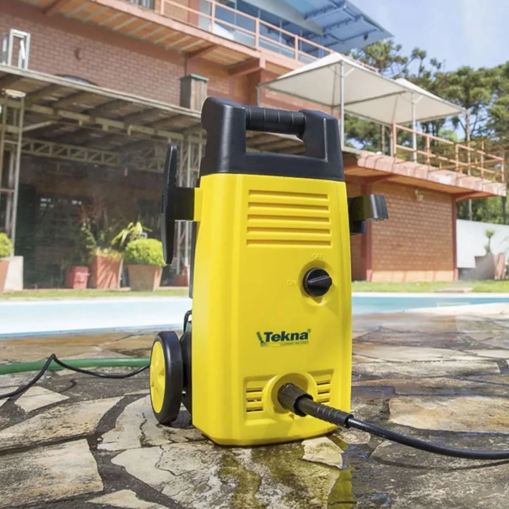 Kit Lavadora de Alta Pressão 1400 Watts HLX110V Tekna e Shampoo V-Floc 3 Litros