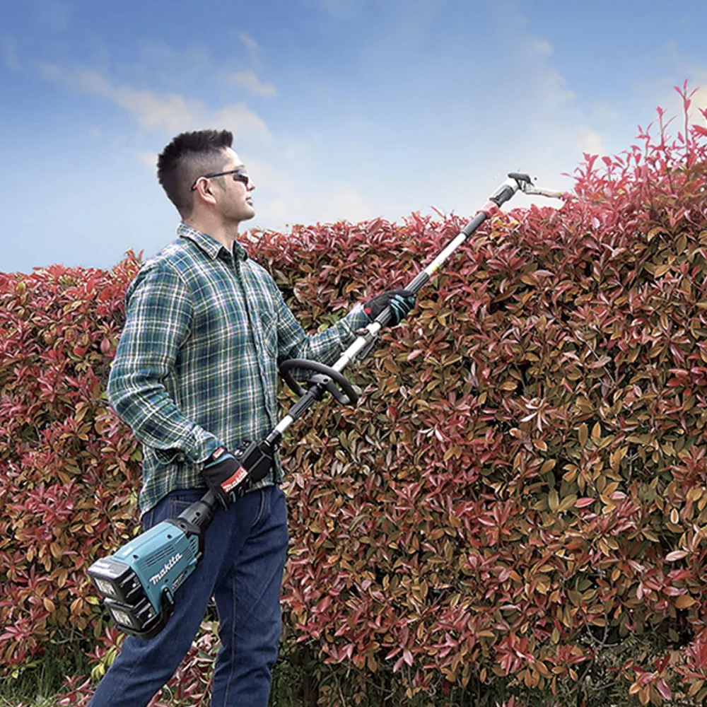 Kit Multifuncional DUX60Z Makita 2Bat Carreg Implemento Aparador de Grama Maleta