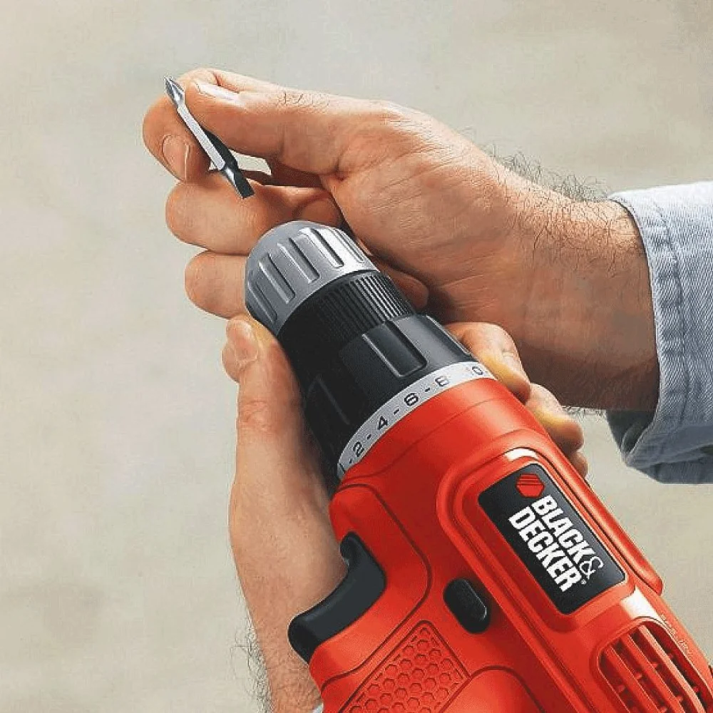 Kit Parafusadeira e Furadeira à Bateria 12V e Acessórios GC1200M BlackDecker