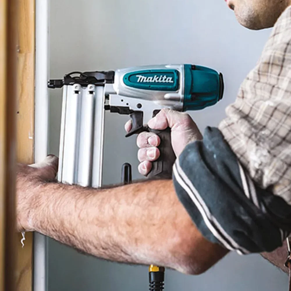 Kit Pinador Pneumático 18GA AF506 Makita e Pinos 20mm B-04313 5.000 peç