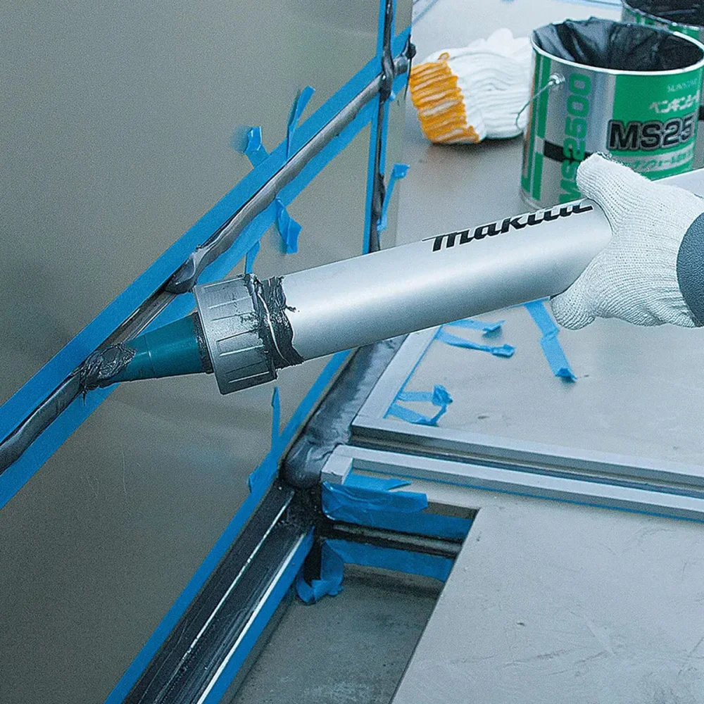 Kit Pistola de Calafetagem DCG180ZB Makita e Bateria 3.0Ah e Carregador DC18SD