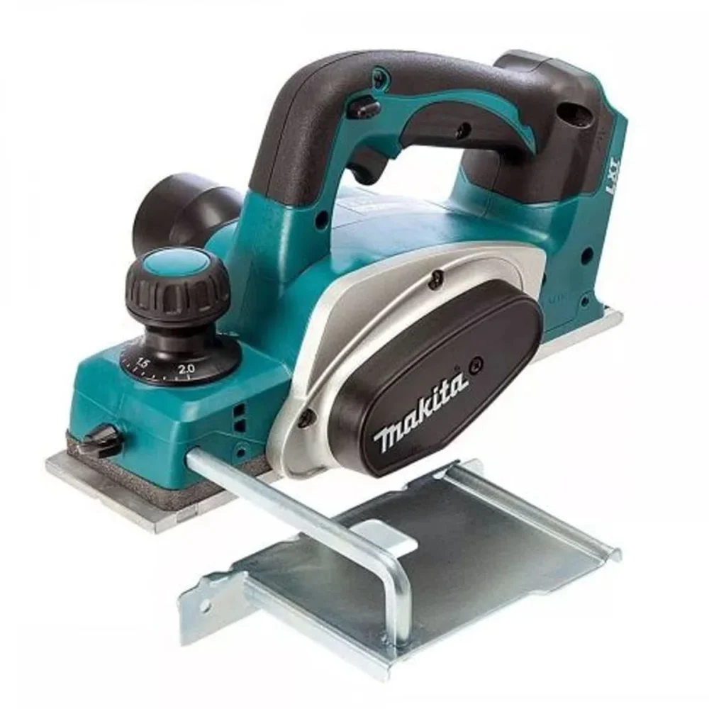 Kit Plaina 82mm DKP180Z Makita e Bateria 18V e Carregador DC18RC e Bolsa