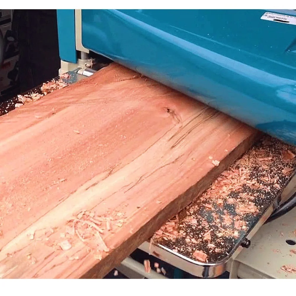 Kit Plaina Desengrosso 2012NB + Mesa para 2012NB + Coletor de Pó Makita