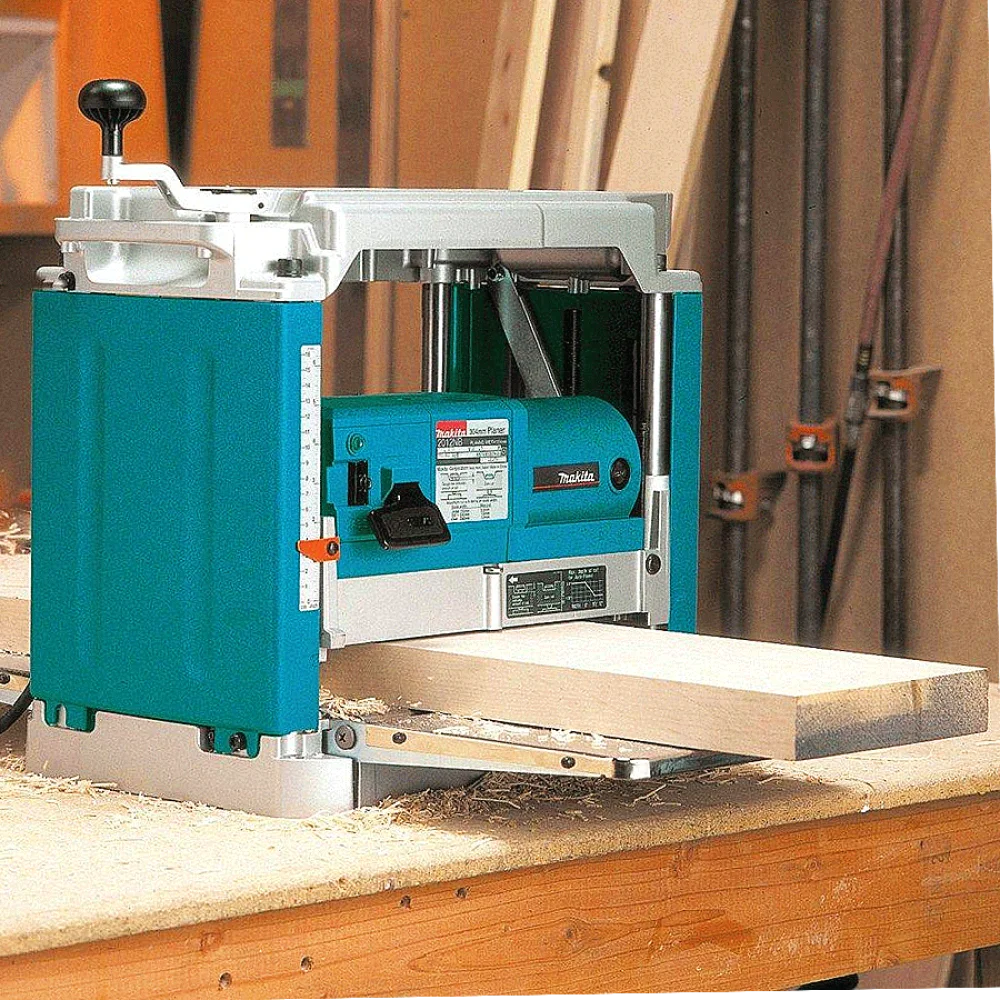 Kit Plaina Desengrosso 304mm 2012NB Makita e Coletor de Pó