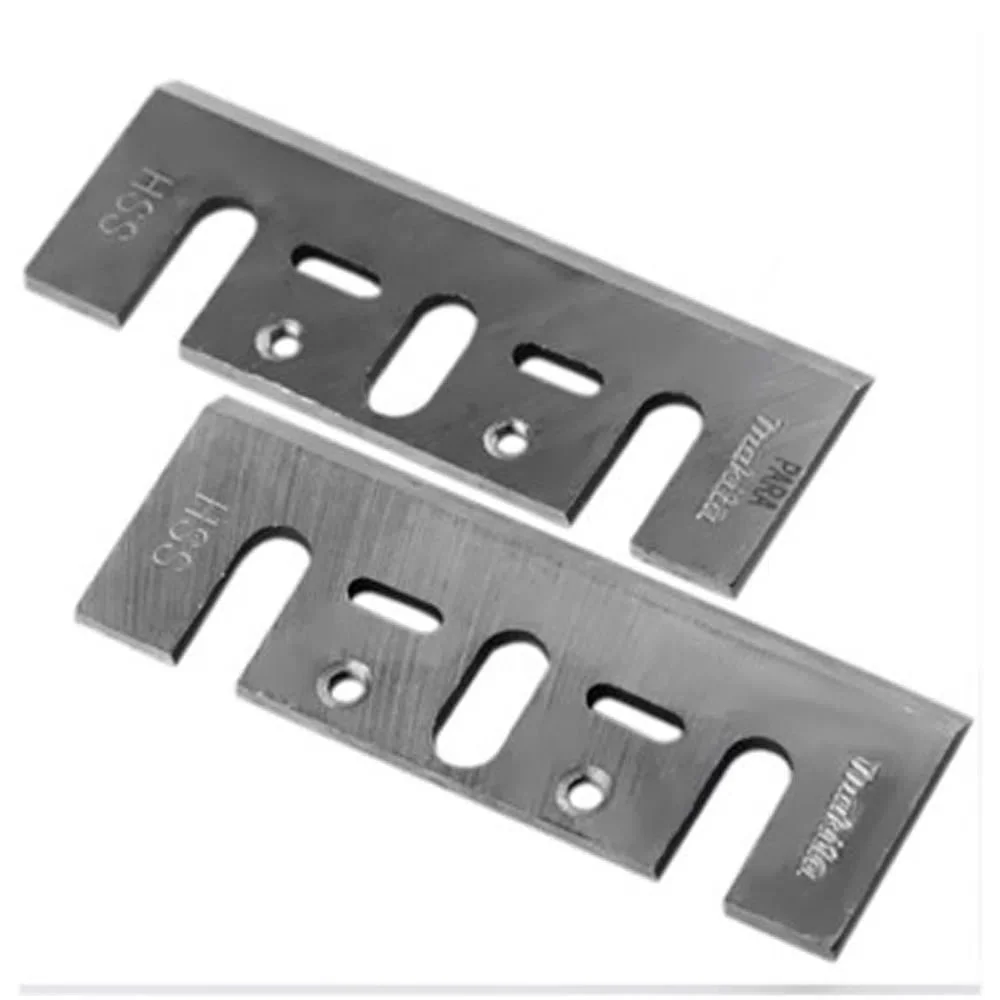 Kit Plaina Elétrica 82mm 620 Watts KP0800 Makita e Conjunto Faca Plaina PB-82