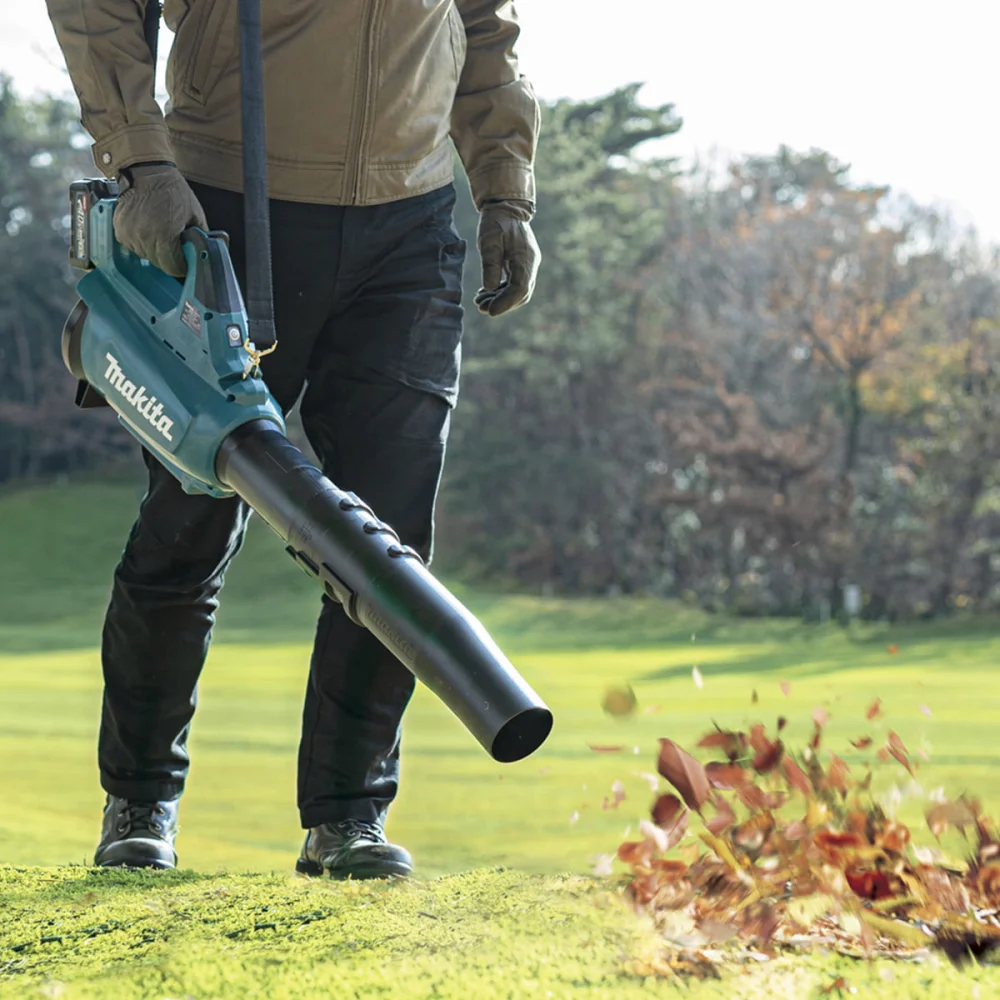 Kit Soprador à Bateria UB001GZ Makita e Bateria 40V 4.0Ah e Carregador DC40RA