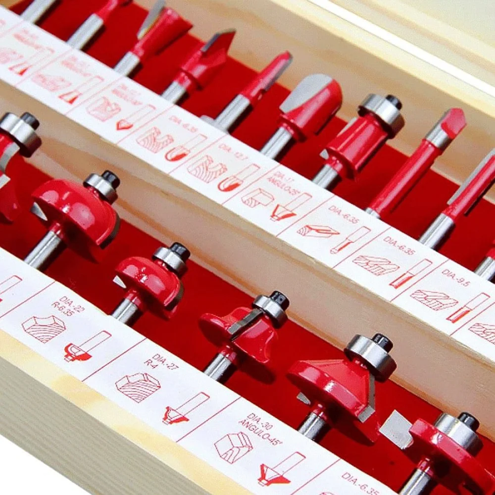 Kit Tupia 6mm 530 Watts 3709 Makita e Jogo de 24 Fresas para Madeira 110 Volts