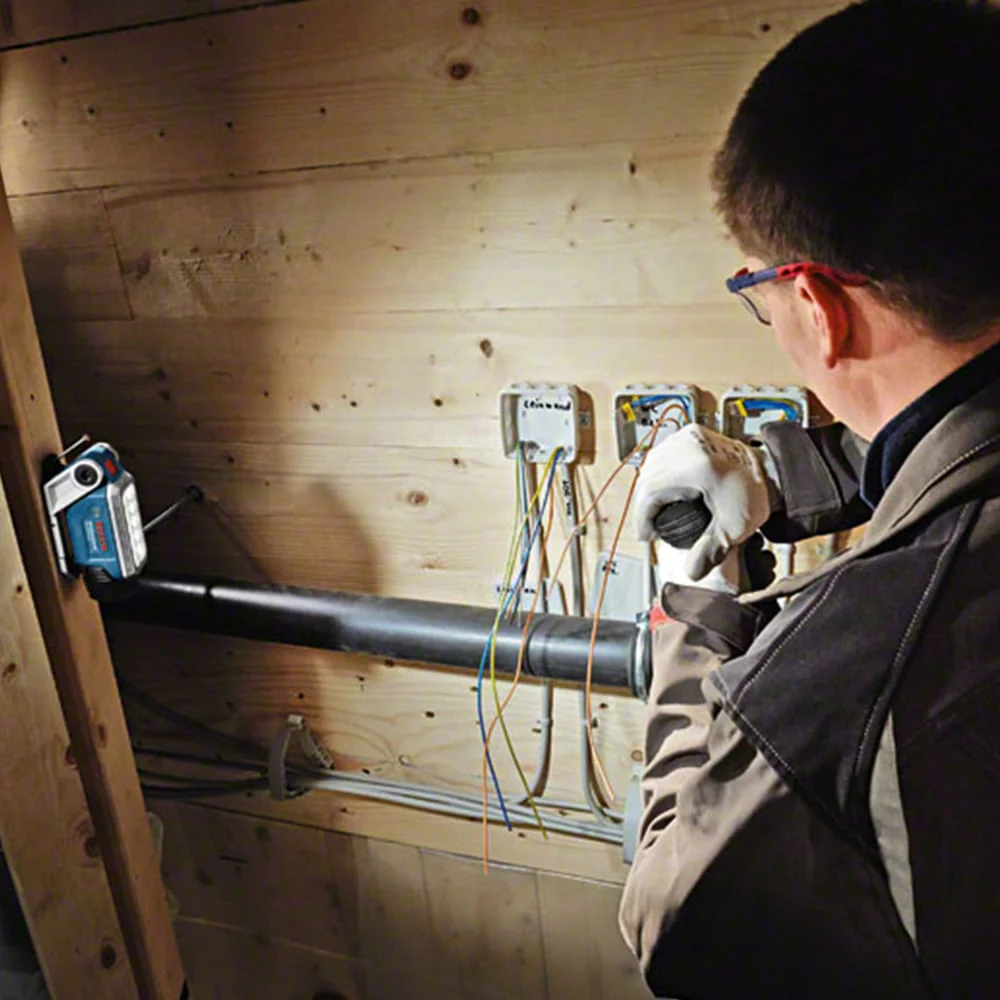 Lanterna sem Fio à Bateria Não acompanha 12V GLI 12V-330 Bosch