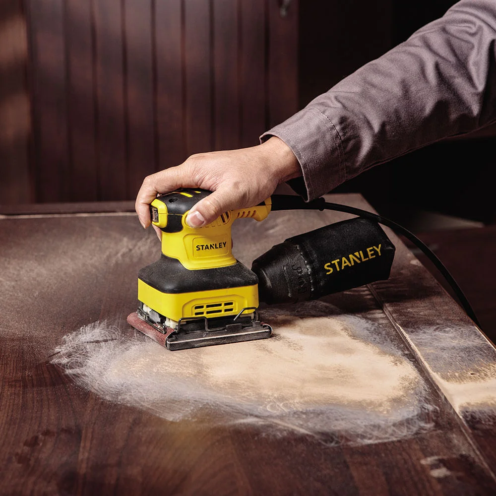 Lixadeira Orbital 1/4 Pol 240 Watts SS24-BR Stanley